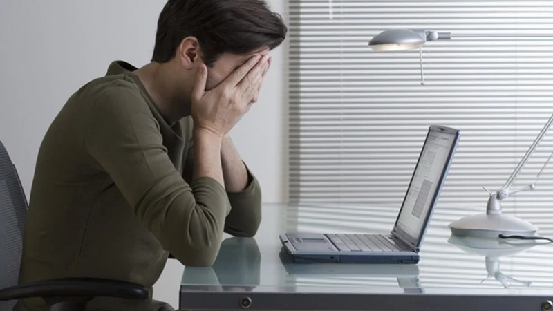 ساعت کاری برنامه نویسان چقدر است؟